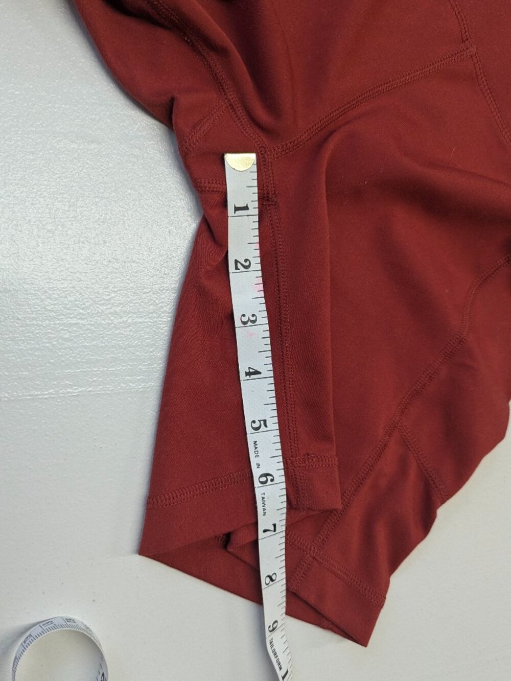 Yogalicious and Jessica Simpson Size S Biker Shorts Rust and Taupe - Picture 9 of 9